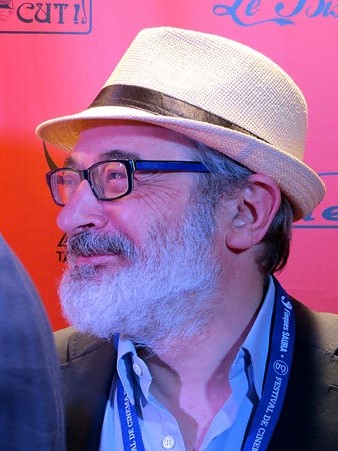 L'actor Boris Ruiz, durant la inauguració