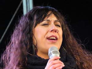 Girona10 2018. Concert de Sandra Fern i Nito Figueras a l'escenari de la plaça Catalunya