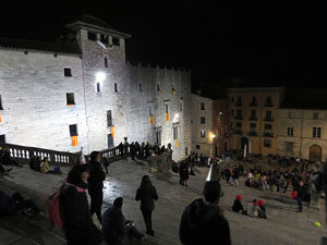 Nadal 2017. Campanades de Cap d'Any a la Catedral de Girona i actuació de Balahits