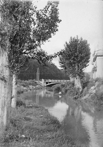 El pont de Mart sobre el riu Güell. 1935-1940