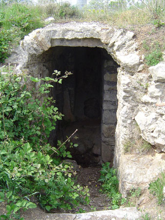 L'entrada a la cisterna