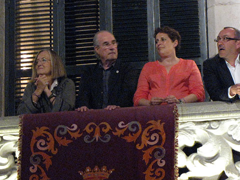 Els pares de Francesc Cassú, el tamb músic Josep Cassú i la poetessa Carme Jordi, durant el pregó