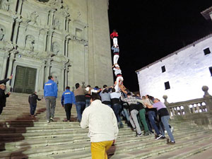 Fires 2015. Assaig de pilar de 4 a les escales de la Catedral pels Marrecs de Salt