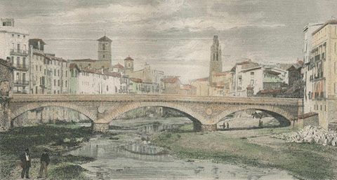 Vista del riu Onyar amb el pont de Pedra a la part central. A l'esquerra del riu, el campanar de Santa Susanna, el de les Bernardes i el de Santa Clara. 1870-1880
