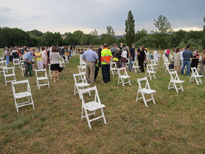Homenatge en record de les víctimes de la Covid-19 al Parc de les Ribes del Ter