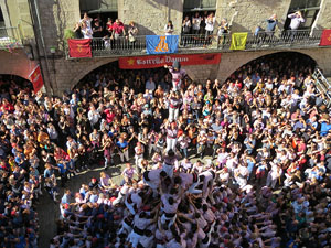 Fires 2016. La Diada Castellera a la pla&ccedil;a del Vi, amb els Marrecs de Salt, els Capgrossos de Matar&oacute; i els Minyons de Terrassa