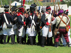 IX Festa Reviu els Setges Napole&ograve;nics de Girona. Recreaci&oacute; d'una batalla al parc de les Ribes del Ter
