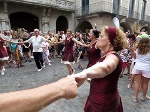 Arribada a Girona de la Flama del Canigó 2017