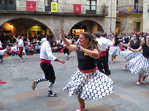 Fires 2017. Ball de gitanes de Montmel&oacute; a la pla&ccedil;a del Vi