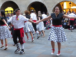 Fires 2017. Ball de gitanes de Montmel&oacute; a la pla&ccedil;a del Vi