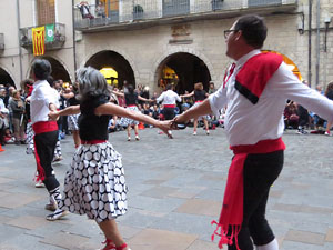 Fires 2017. Ball de gitanes de Montmel&oacute; a la pla&ccedil;a del Vi
