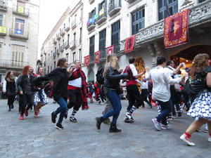 Fires 2017. Ball de gitanes de Montmel&oacute; a la pla&ccedil;a del Vi