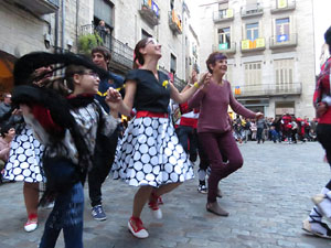 Fires 2017. Ball de gitanes de Montmel&oacute; a la pla&ccedil;a del Vi