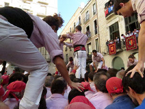 Fires 2017. La Diada Castellera a la pla&ccedil;a del Vi, amb els Marrecs de Salt, els Capgrossos de Matar&oacute; i els Minyons de Terrass
