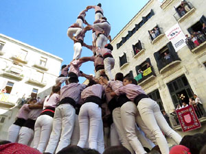 Fires 2017. La Diada Castellera a la pla&ccedil;a del Vi, amb els Marrecs de Salt, els Capgrossos de Matar&oacute; i els Minyons de Terrass