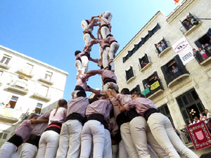 Fires 2017. La Diada Castellera a la pla&ccedil;a del Vi, amb els Marrecs de Salt, els Capgrossos de Matar&oacute; i els Minyons de Terrass