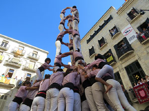 Fires 2017. La Diada Castellera a la pla&ccedil;a del Vi, amb els Marrecs de Salt, els Capgrossos de Matar&oacute; i els Minyons de Terrass