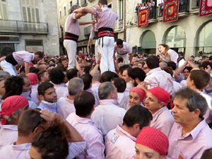 Fires 2017. La Diada Castellera a la pla&ccedil;a del Vi, amb els Marrecs de Salt, els Capgrossos de Matar&oacute; i els Minyons de Terrass