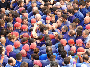 Fires 2017. La Diada Castellera a la pla&ccedil;a del Vi, amb els Marrecs de Salt, els Capgrossos de Matar&oacute; i els Minyons de Terrass
