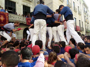 Fires 2017. La Diada Castellera a la pla&ccedil;a del Vi, amb els Marrecs de Salt, els Capgrossos de Matar&oacute; i els Minyons de Terrass