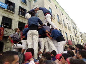 Fires 2017. La Diada Castellera a la pla&ccedil;a del Vi, amb els Marrecs de Salt, els Capgrossos de Matar&oacute; i els Minyons de Terrass