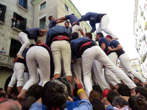 Fires 2017. La Diada Castellera a la pla&ccedil;a del Vi, amb els Marrecs de Salt, els Capgrossos de Matar&oacute; i els Minyons de Terrass