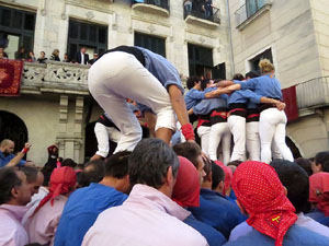 Fires 2017. La Diada Castellera a la pla&ccedil;a del Vi, amb els Marrecs de Salt, els Capgrossos de Matar&oacute; i els Minyons de Terrass
