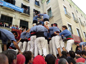 Fires 2017. La Diada Castellera a la pla&ccedil;a del Vi, amb els Marrecs de Salt, els Capgrossos de Matar&oacute; i els Minyons de Terrass