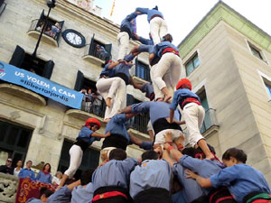 Fires 2017. La Diada Castellera a la pla&ccedil;a del Vi, amb els Marrecs de Salt, els Capgrossos de Matar&oacute; i els Minyons de Terrass