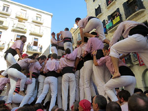 Fires 2017. La Diada Castellera a la pla&ccedil;a del Vi, amb els Marrecs de Salt, els Capgrossos de Matar&oacute; i els Minyons de Terrass