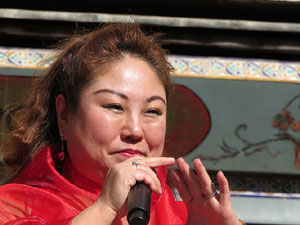 Celebració de l'any nou xinès, el 4716, any del Gos, a Girona