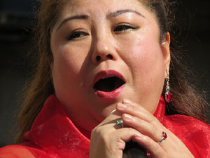 Celebració de l'any nou xinès, el 4716, any del Gos, a Girona