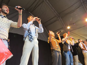 Festival A Capella 2018. Actuació de les Anxovetes & The Hanfris Quartet a la plaça de la Independència