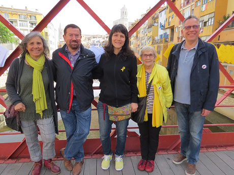 Sant Jordi 2018 a Girona. Estenem poesia al pont de les Peixateries Velles