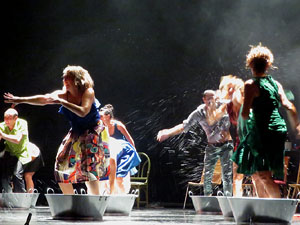 FITAG 2018 - Representació de l'obra Oceans, a càrrec del grup El Mirall, de Blanes, al Teatre Municipal