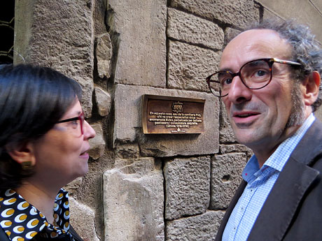 Centenari del xuixo. Descobriment d'una placa commemorativa a la Cort Reial de Girona
