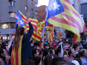 Concentraci&oacute; per l'1-O davant la subdelegaci&oacute; del Gobierno a Jaume I