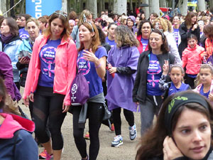 Cursa de la Dona 2018. Concentraci&oacute; i sortida del Parc de la Devesa, cursa pels carrers de Girona i arribada a la Copa