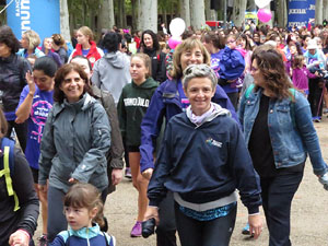 Cursa de la Dona 2018. Concentraci&oacute; i sortida del Parc de la Devesa, cursa pels carrers de Girona i arribada a la Copa