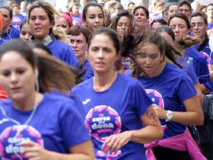 Cursa de la Dona 2018. Concentraci&oacute; i sortida del Parc de la Devesa, cursa pels carrers de Girona i arribada a la Copa