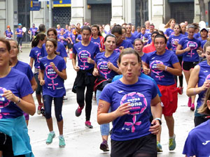 Cursa de la Dona 2018. Concentraci&oacute; i sortida del Parc de la Devesa, cursa pels carrers de Girona i arribada a la Copa