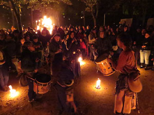Fires 2018. Espectacle de foc i música Lluminàries de Fires, a càrrec de Taller de Magnèsia i Els Berros de la Cort