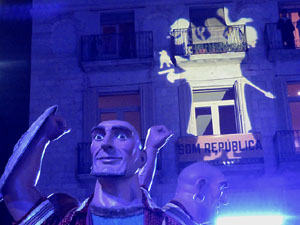 Fires 2018. Pregó de Fires. Entrada i ballades de capgrossos, gegants i faràndula a la plaça del Vi