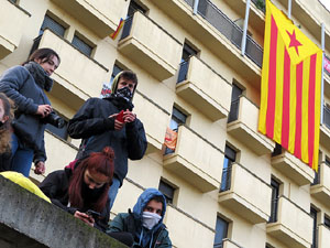 Manifestaci&oacute; antifeixista per un acte pol&iacute;tic de la plataforma Borb&ograve;nia amb el suport de Vox, a la pla&ccedil;a de l'U d'octubre del 2017