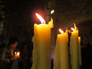 Nadal 2018 a Girona. Encesa de les llums de Hanukkà al pati dels Rabins