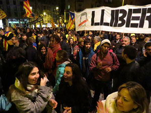 Manifestaci&oacute; contra el judici al proc&eacute;s. Concentraci&oacute; a la pla&ccedil;a de l'U d'octubre de 2017 i manifestaci&oacute; fins els Jutjats de Girona
