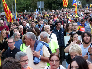 Manifestaci&oacute; contra la viol&egrave;ncia de l'Estat. Pre-commemoraci&oacute; de l'1-O
