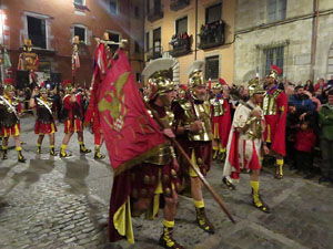 Setmana Santa 2019 a Girona. Sortida dels Manaies per lliurar el Pen&oacute;