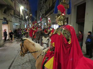 Setmana Santa 2019 a Girona. Sortida dels Manaies per lliurar el Pen&oacute;