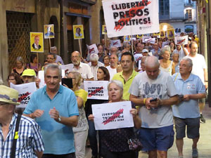 Concentraci&oacute; a la pla&ccedil;a del Vi per la independ&egrave;ncia i la llibertat dels presos pol&iacute;tics